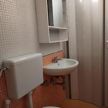 Il Vicoletto Apartment *